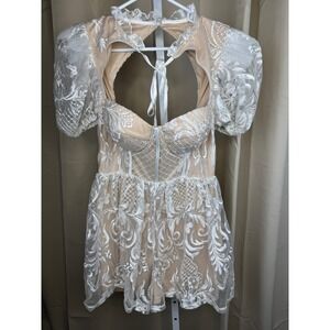 NWT BLITHE LA White Embroidered Mesh Puff Sleeve Open-Back Bridal Romper  Size L